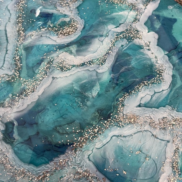 Hand made Resin design Lazy Suzy. - Picture 4 of 7